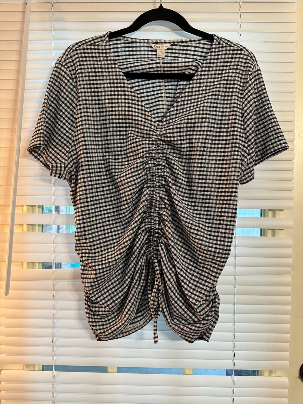 Cato navy and White Gingham Ruched V-Neck Short Sleeve Top